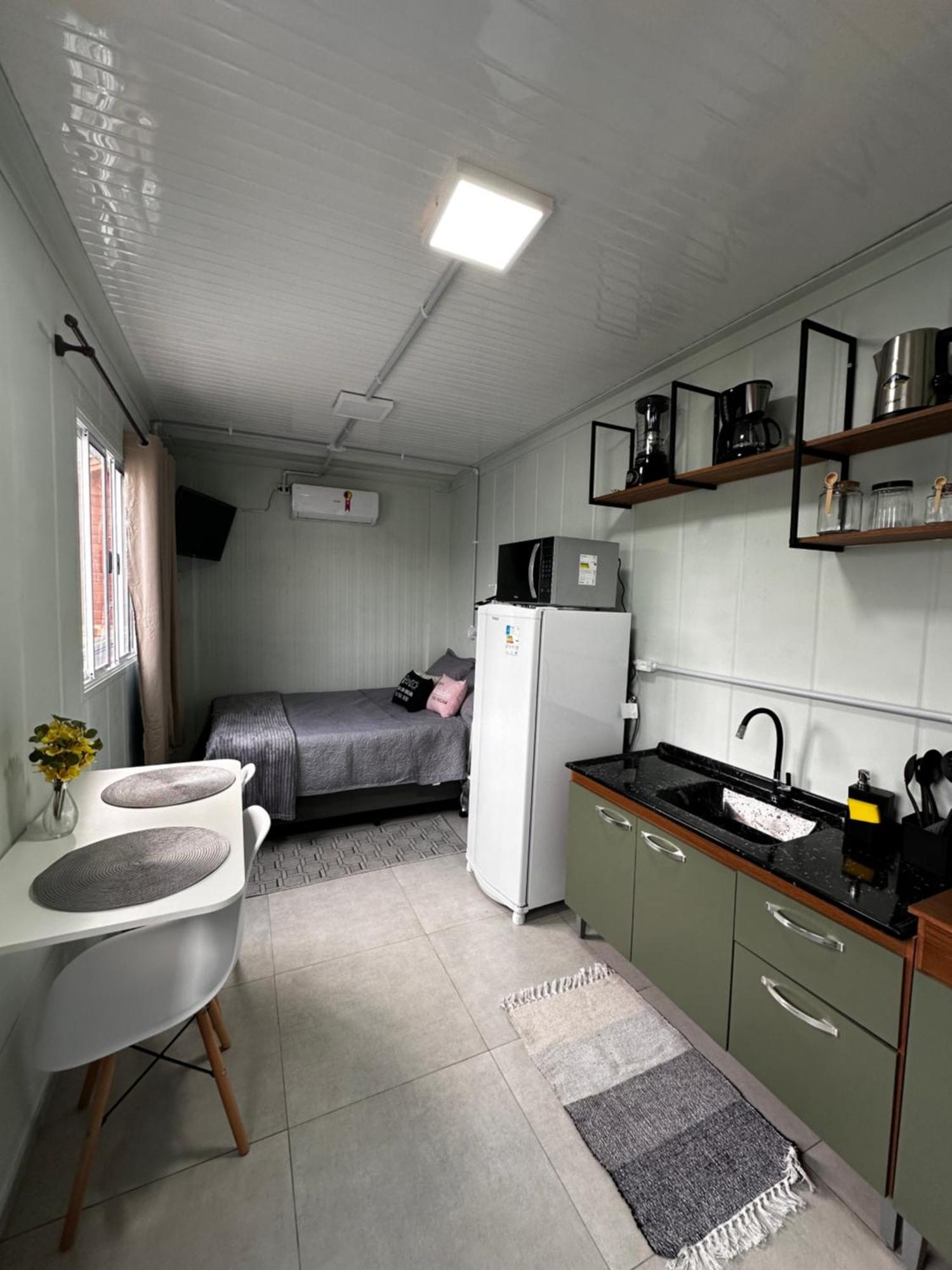 Kitnet Container Com Garagem Villa Itapema Exterior photo